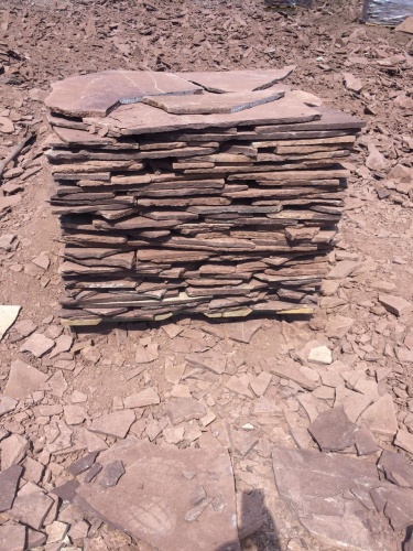 Плитняк лемезит бордовый для цоколя 1,5-2 см купить в Гремячинске