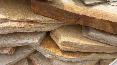 Плитняк златолит жёлтый золотистый для отмостки купить в Гремячинске