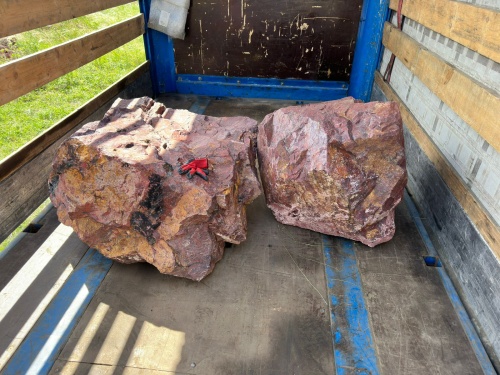 Ландшафтные глыбы красно-фиолетовые 200-1000 килограмм купить в Гремячинске