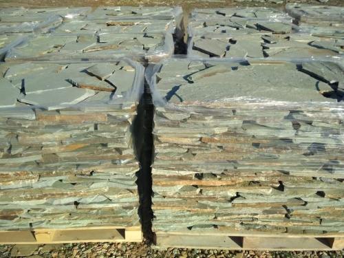 Плитняк златолит зелёный для цоколя, отмостки купить в Гремячинске