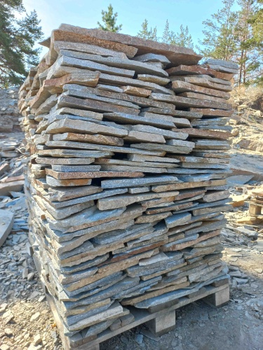 Плитняк златолит серебристый для цоколя, отмостки купить в Гремячинске