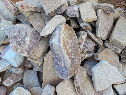 Златолит жёлтый, жёлто-зелёный глыбки и валуны для ланшафтного дизайна купить в Гремячинске